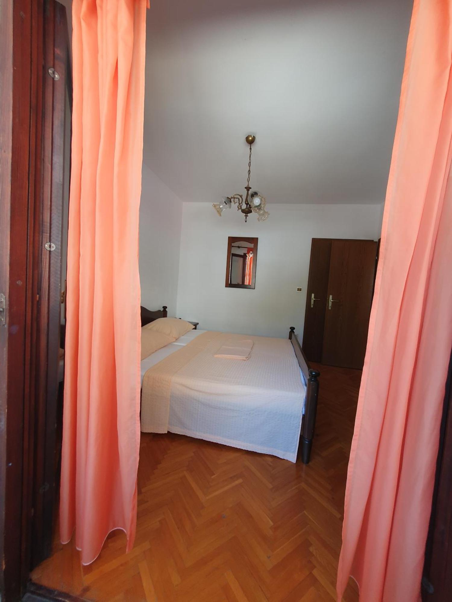 Apartmani Miljak オミシュ エクステリア 写真