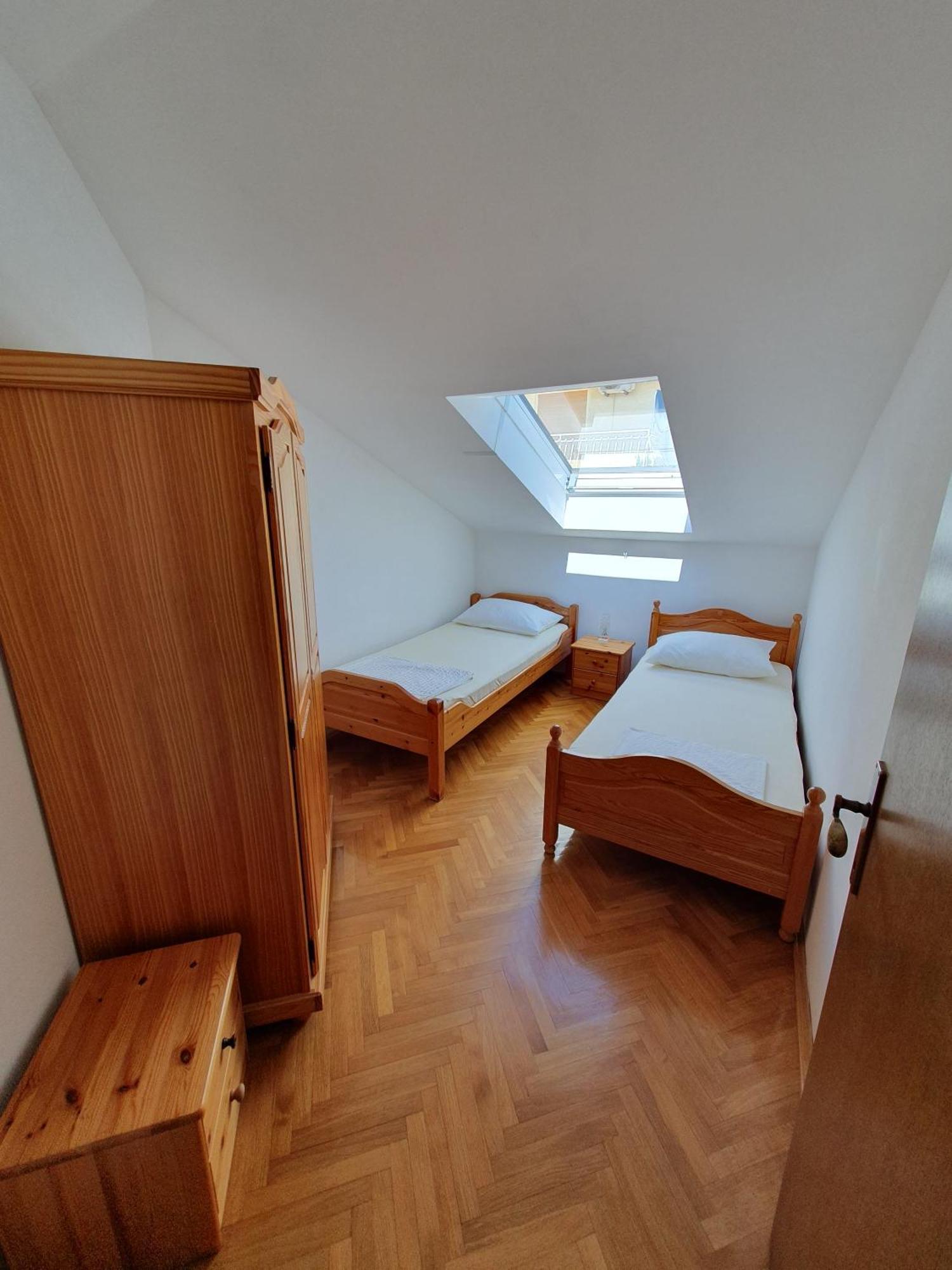 Apartmani Miljak オミシュ エクステリア 写真