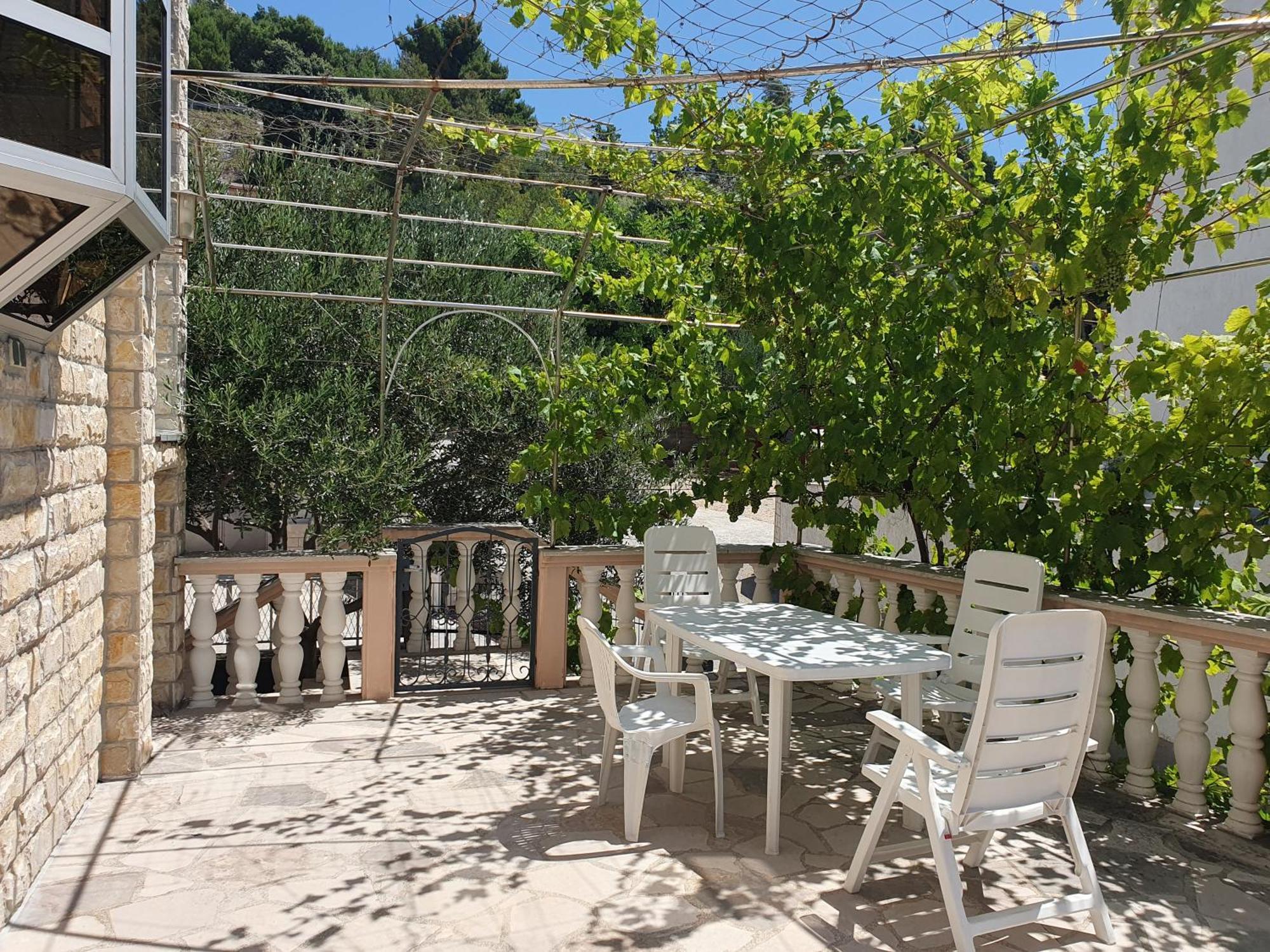 Apartmani Miljak オミシュ エクステリア 写真